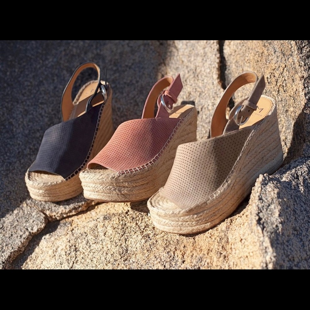 Marc Fisher sling back wedge